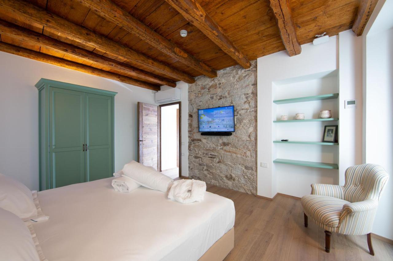 Casa Castagna 1620 Bed & Breakfast Mergozzo Exterior photo
