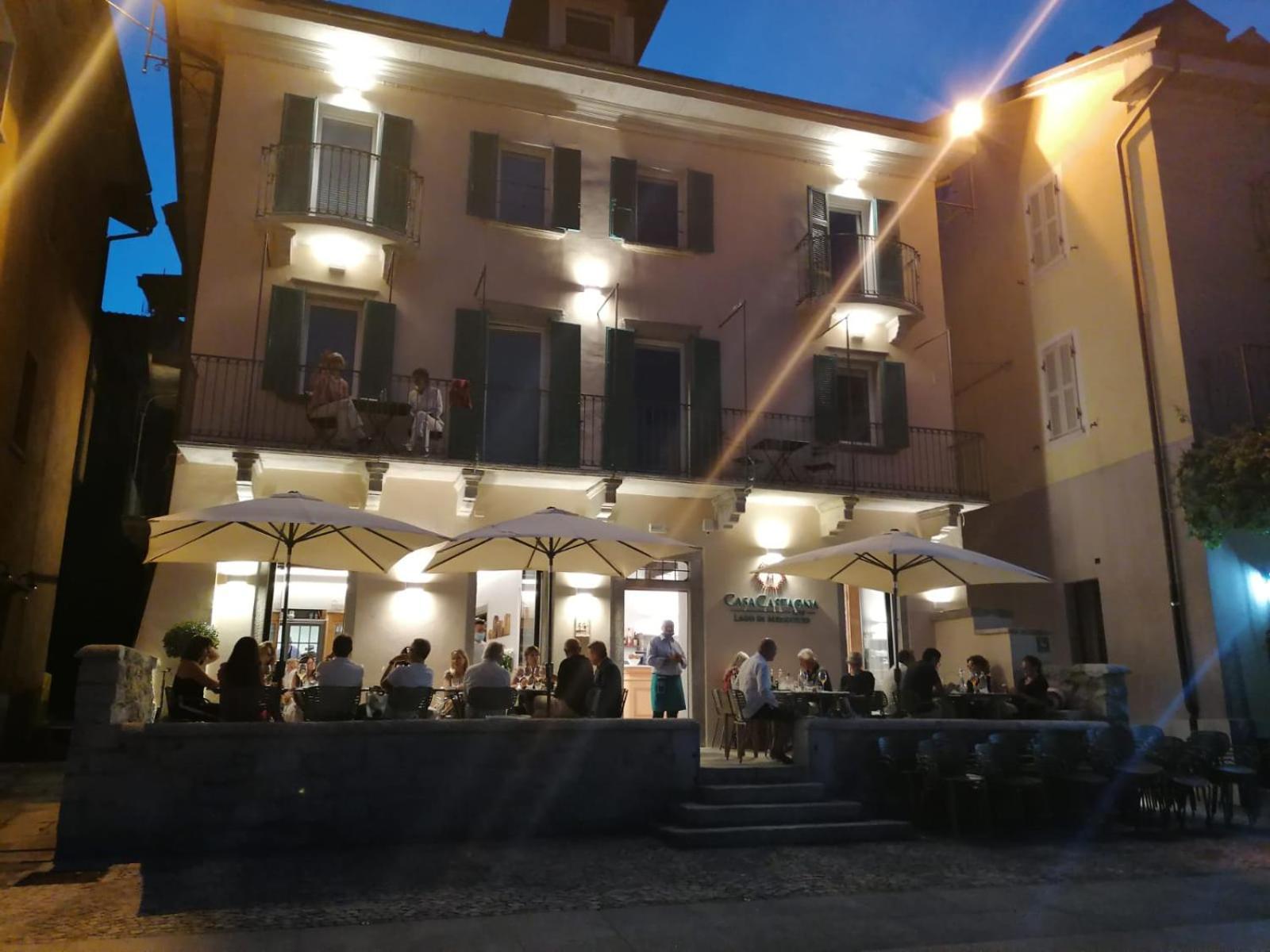 Casa Castagna 1620 Bed & Breakfast Mergozzo Exterior photo